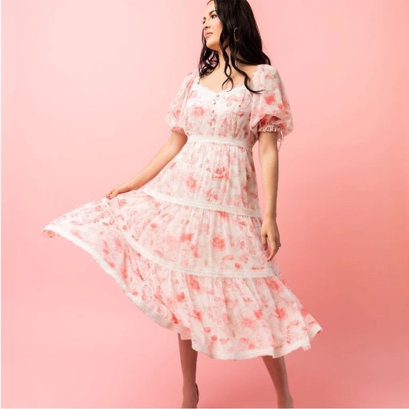 Rachel Parcell Dresses & Skirts - Rachel Parcell Puff Sleeve Tiered Chiffon Midi Dress